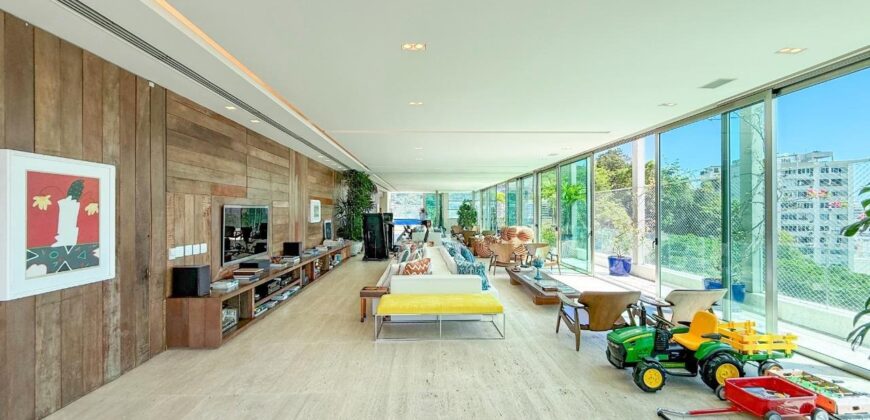 Cobertura Dúplex de 3 quartos em Ipanema • Pronta
