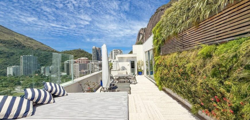 Cobertura Dúplex de 3 quartos em Ipanema • Pronta