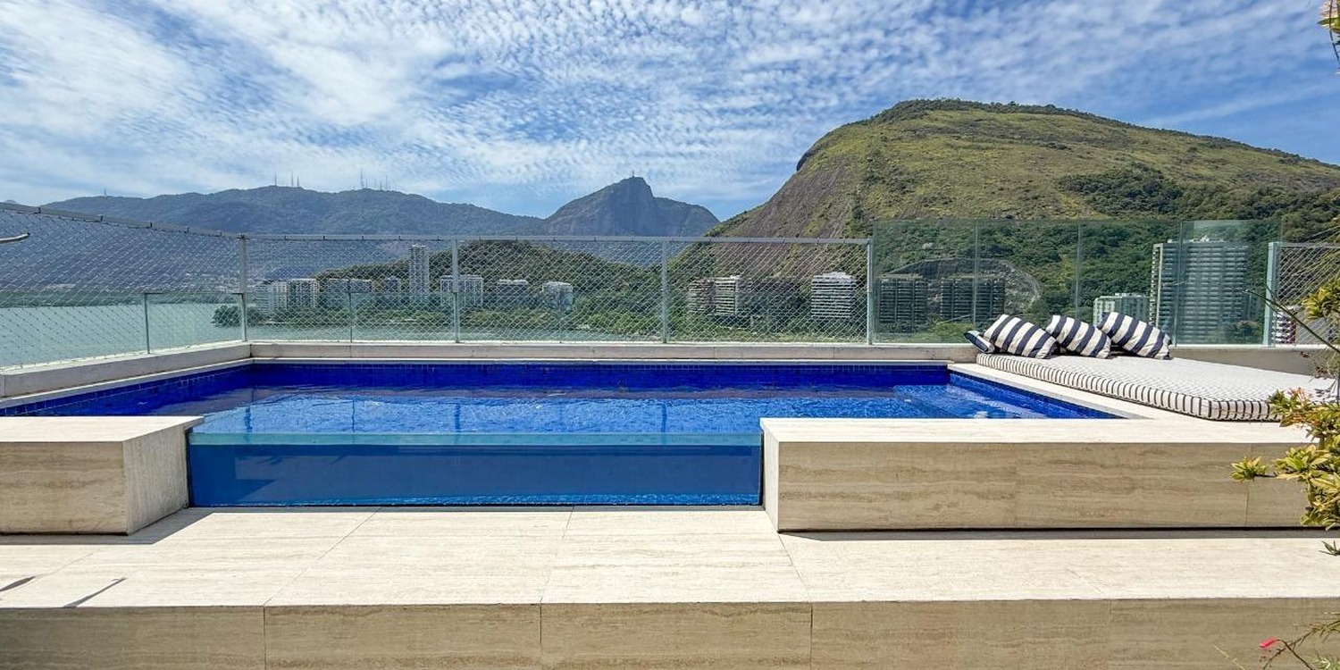 Cobertura Dúplex de 3 quartos em Ipanema • Pronta