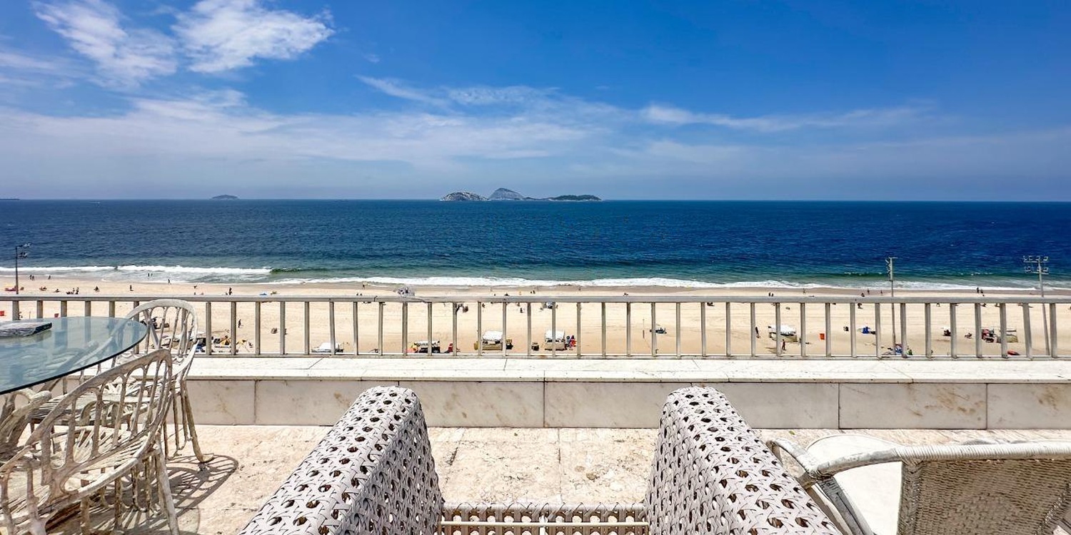 Cobertura Dúplex de 4 quartos em Ipanema • Pronta
