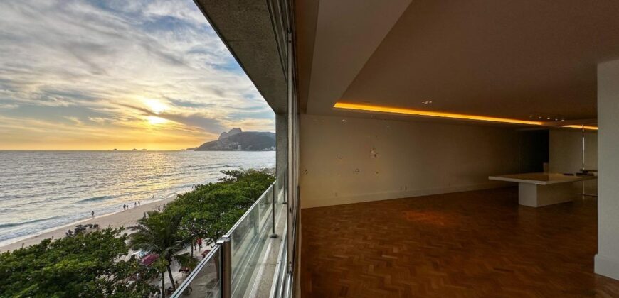 Cobertura Dúplex de 5 quartos em Ipanema • Pronta