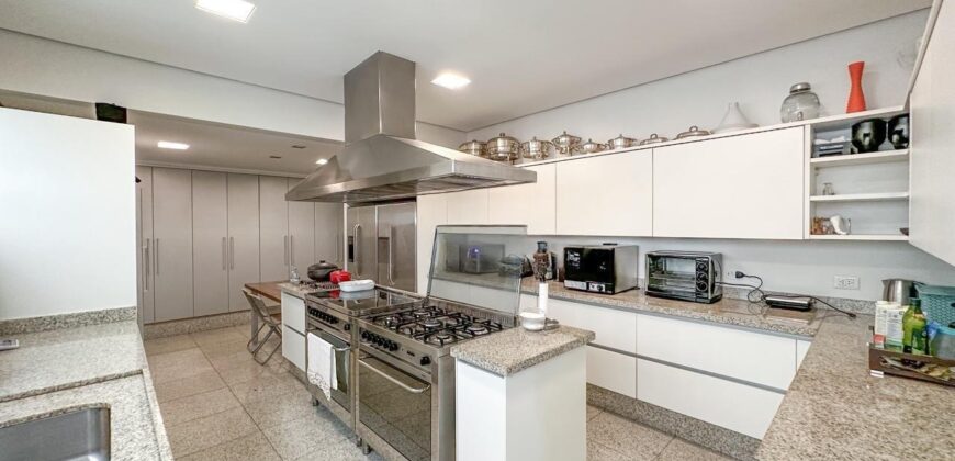 Apartamento de 5 quartos em Ipanema • Pronto