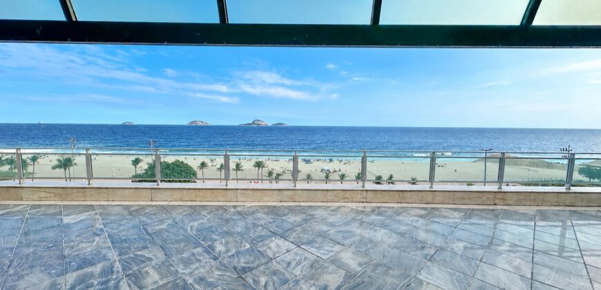 Cobertura de 3 quartos em Ipanema • Pronta