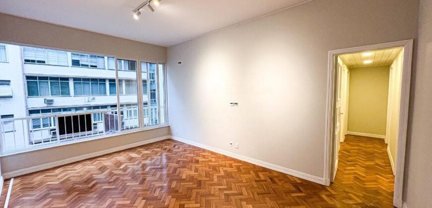 Apartamento de 3 quartos em Copacabana • Pronto