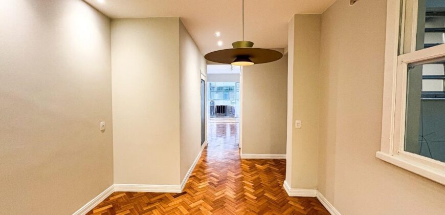 Apartamento de 3 quartos em Copacabana • Pronto