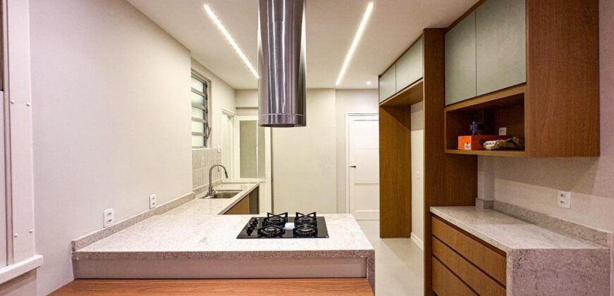 Apartamento de 3 quartos em Copacabana • Pronto
