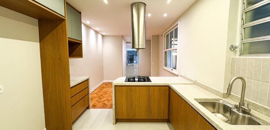 Apartamento de 3 quartos em Copacabana • Pronto