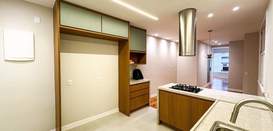 Apartamento de 3 quartos em Copacabana • Pronto