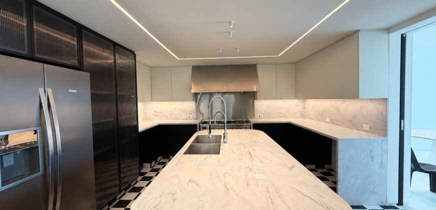 Cobertura Dúplex de 4 quartos em Ipanema • Pronta