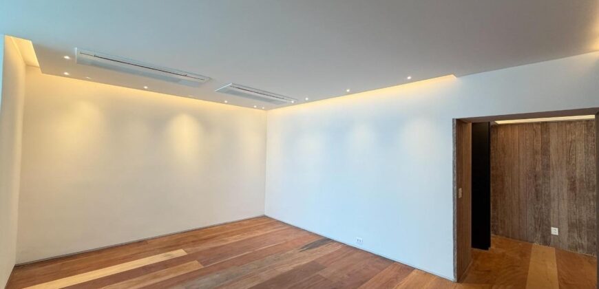 Cobertura Dúplex de 4 quartos em Ipanema • Pronta