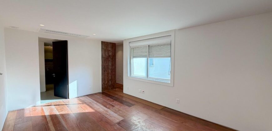 Cobertura Dúplex de 4 quartos em Ipanema • Pronta