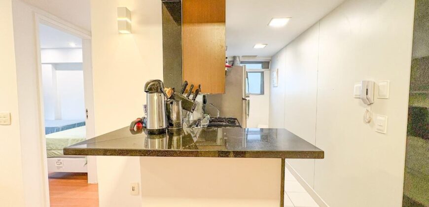 Apartamento de 2 quartos na Lagoa • Pronto